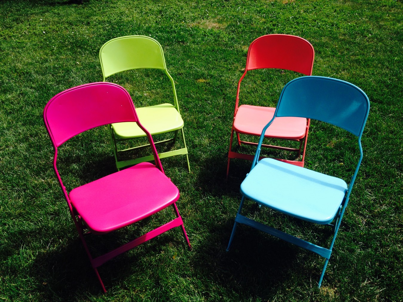 Painted metal chair makeover DIY